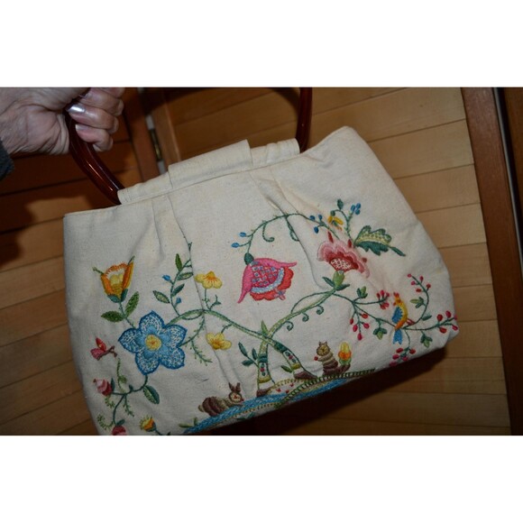 Vintage Handbag Crewel Cottage Core Flowers and Animals Tortoise Handle - Picture 4 of 5